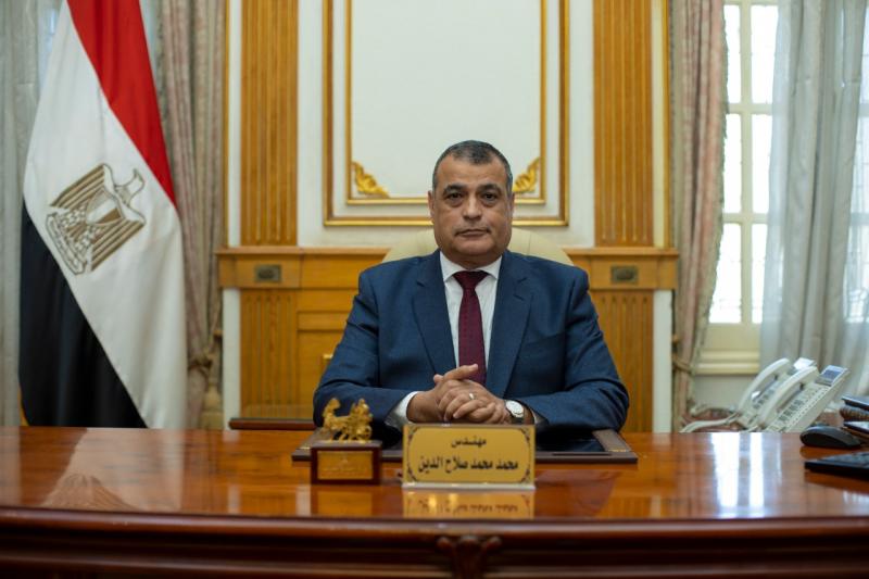 وزير  الإنتاج  الحربي يستقبل سفير بيلاروسيا في القاهرة