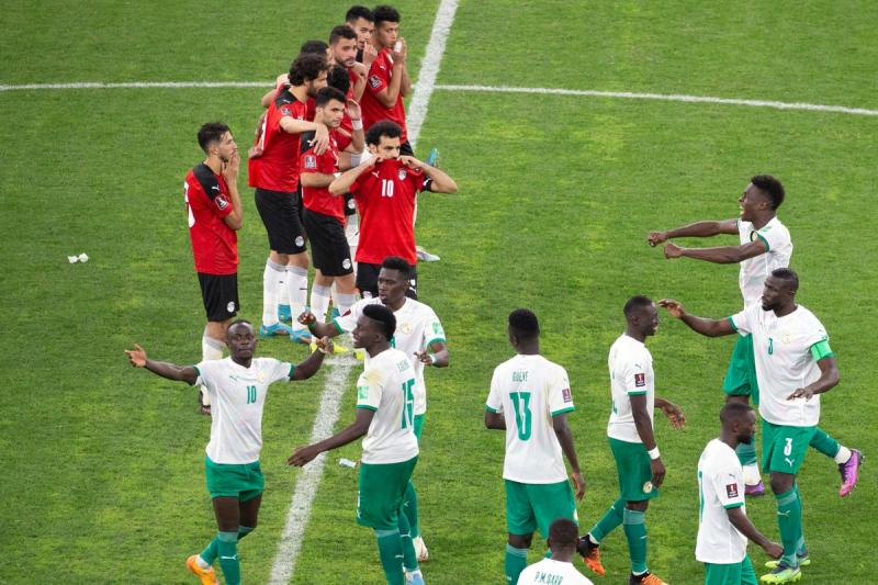 «لن أنسى ما حدث لمنتخبنا».. أحمد موسى يشجع هولندا أمام السنغال