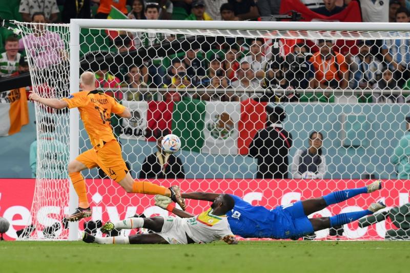 مباراة هولندا والسنغال في كاس العالم