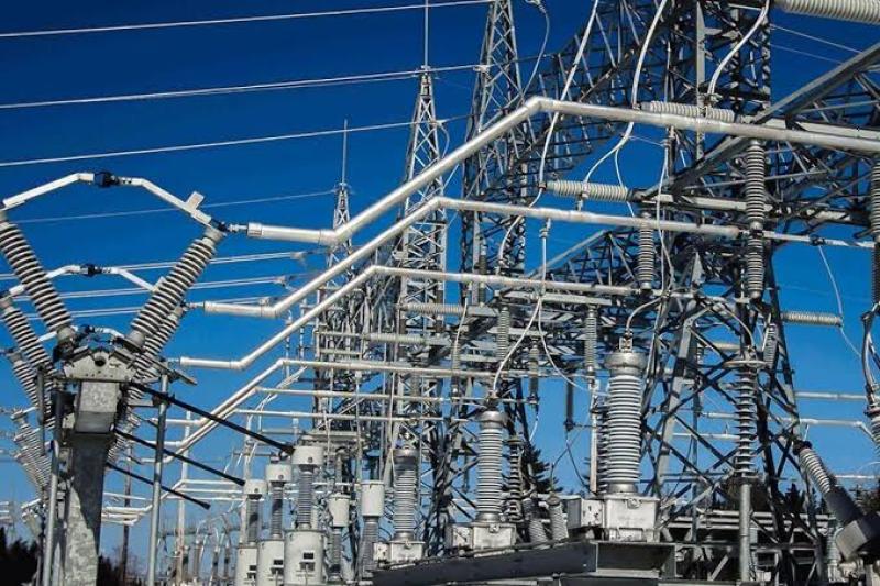برلمانية: وزير الكهرباء وعد بعدم قطع التيار عن المصانع
