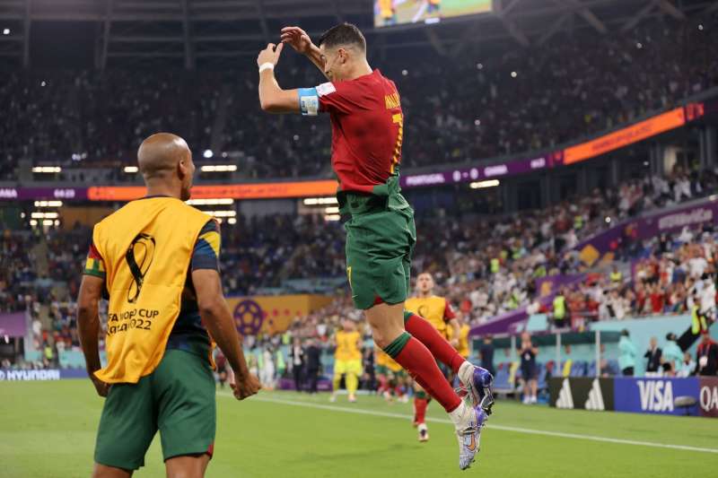 تاريخي.. رونالدو أول لاعب يسجل في خمس نسخ متتالية من كأس العالم