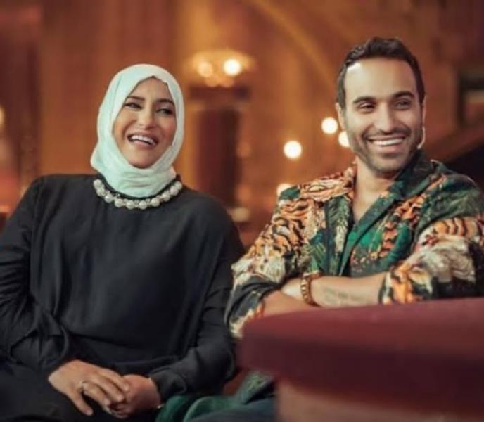 أحمد فهمي ووالدته-مصدر حسابه على إنستجرام