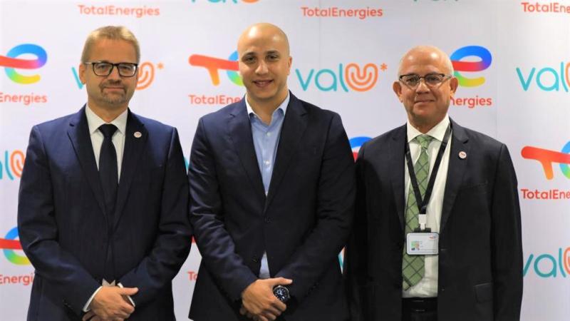 توقيع الشراكة بين توتال إنرجيز وڤاليو