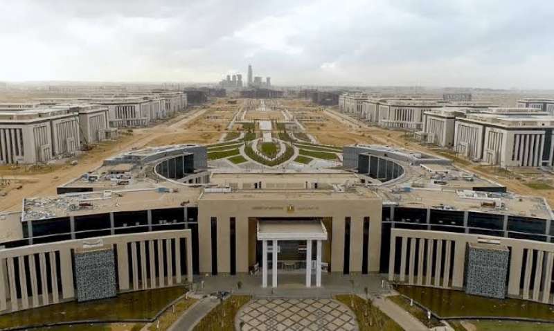«مستشار عقاري»: مصر تبني 28 مدينة جديدة.. والمنافسة في العاصمة مفيدة للعميل