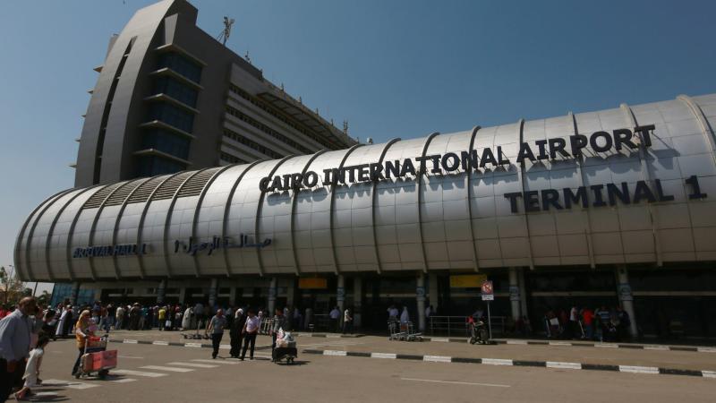 جمارك مطار القاهرة تضبط محاولة تهريب عدد من كبسولات الترامادول المخدرة