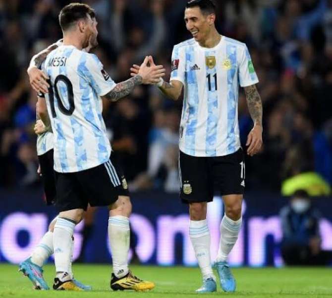 ميسي وديباي يقودان هجوم مباراة الأرجنتين وهولندا اليوم بمونديال 2022