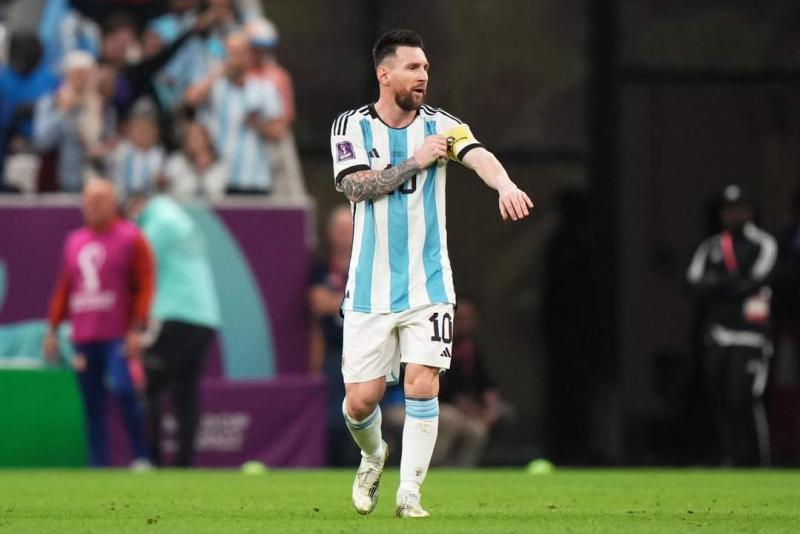 ميسي يتخطى باتيستوتا ويصبح أكثر  هدافي الأرجنتين بكأس العالم
