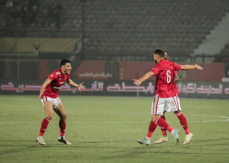 الأهلي يحقق الفوز على الاتحاد بثلاثية نظيفة في الدوري المصري