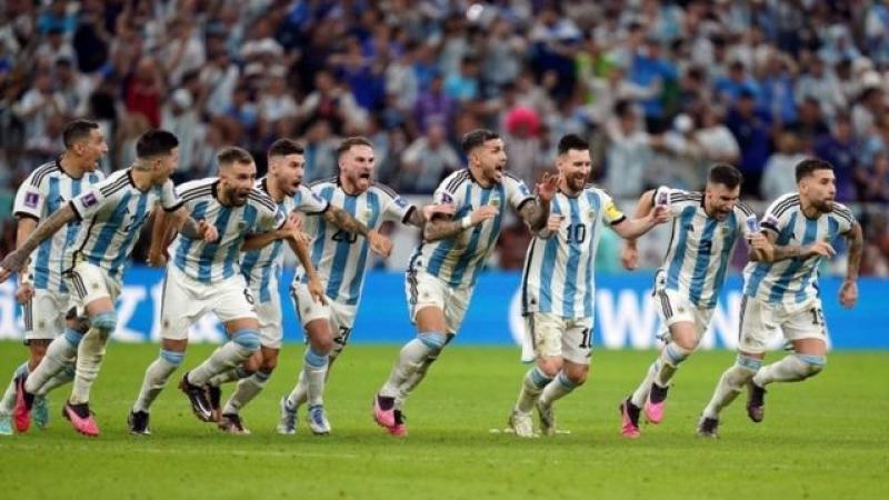 التشكيل الرسمي للأرجنتين أمام كرواتيا في نصف نهائي كأس العالم 2022