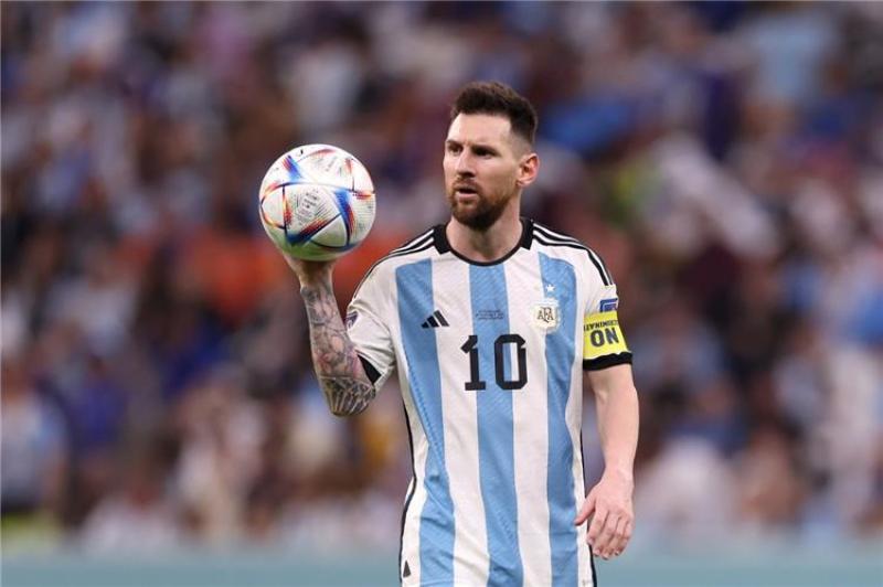 «ميسي المتخاذل».. هل يتحرر الأرجنتيني من لقبه بعد كأس العالم؟
