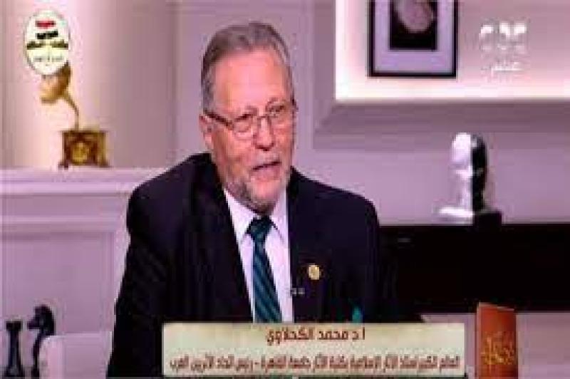 رئيس اتحاد الأثريين العرب 