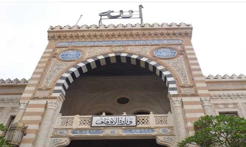 شعائر صلاة الجمعة من مسجد العباسي في بورسعيد