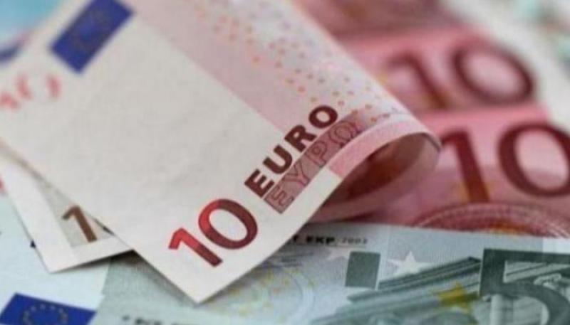 اليورو- مصدر الصورة وكالة بلومبرج 