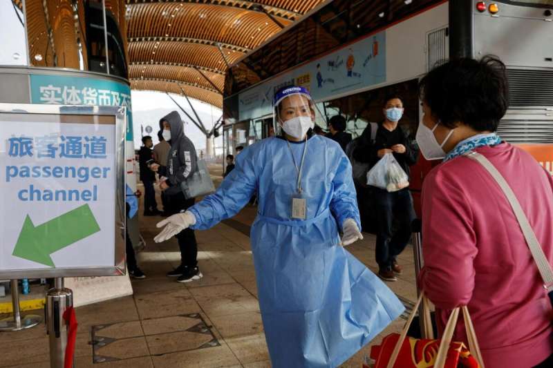 تزايد حالات الاصابة بفيروس كورونا في الصين_تايمز نيوز