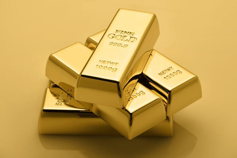 عالميا.. أسعار الذهب تسجل انخفاضا وتخسر 10 دولارات للأوقية