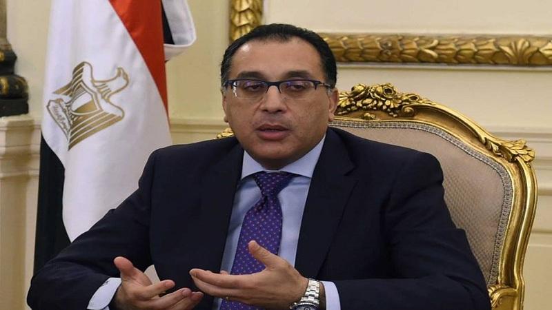 رئيس  الوزراء يتفقد ميدان محطة مصر بالإسكندرية