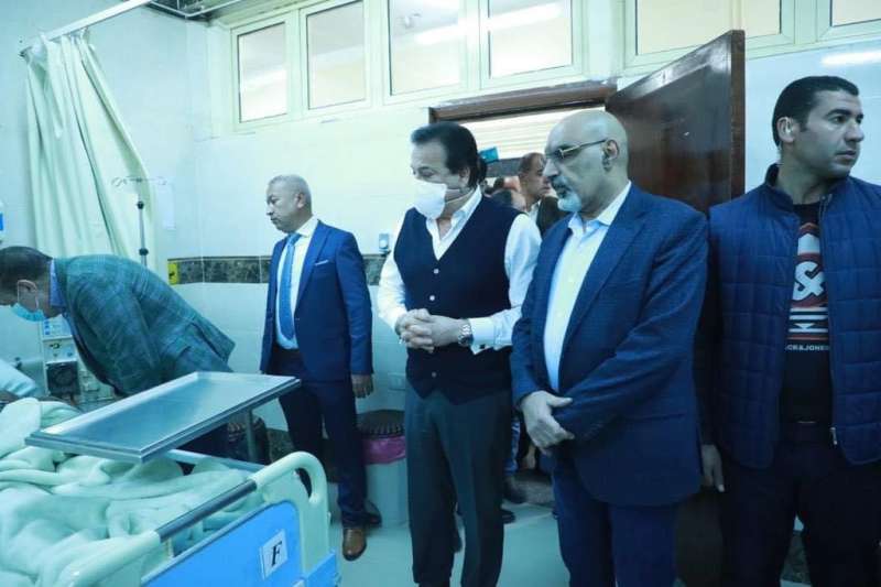 وزير الصحة يتفقد مستشفى الهلال للتأمين الصحي
