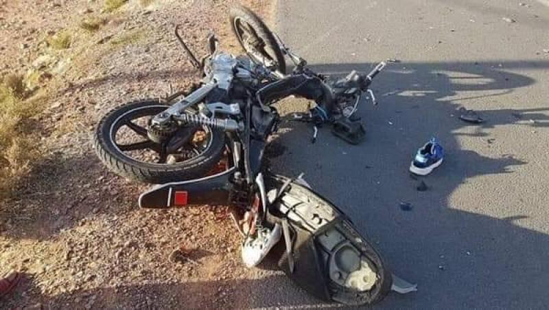 مصرع شاب وإصابة 2 آخرين في حادث تصادم ميكروباص ودراجة نارية بالغربية