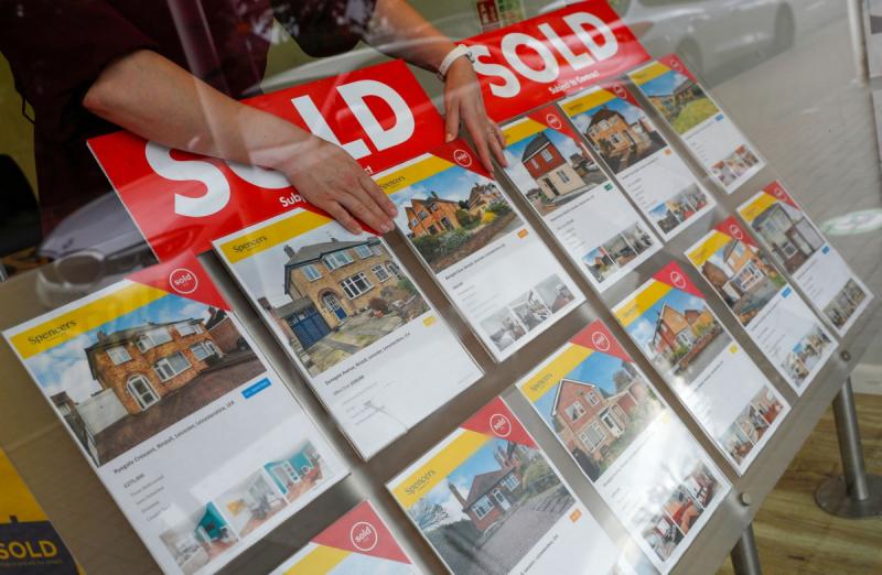 هبوط أسعار المنازل في المملكة المتحدة- وكالات