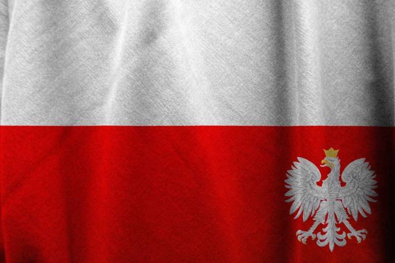 بولندا تطلب أراضي أوكرانية مقابل الدعم العسكري والمالي