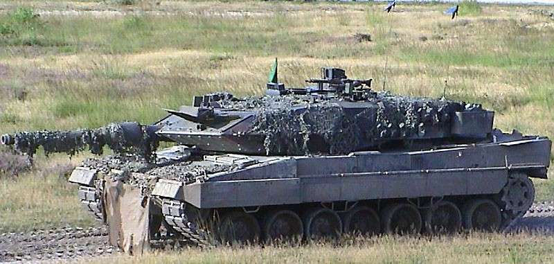 بولندا تطالب بإعطاء دبابات ليوبارد إلى أوكرانيا