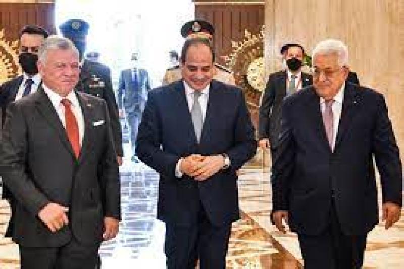 الرئيس الفلسطيني وملك الأردن في مصر للمشاركة بقمة ثلاثية.. عاجل