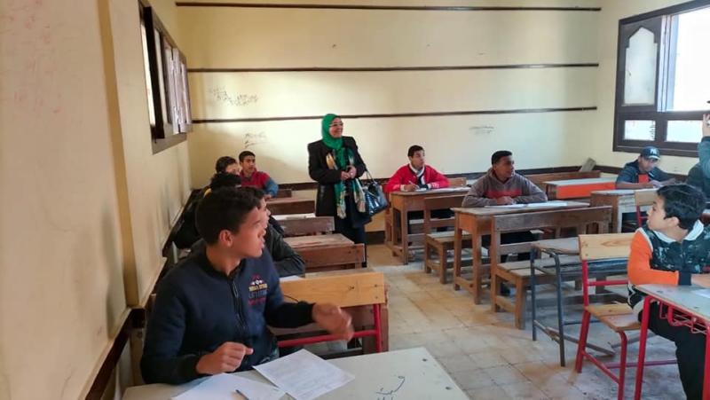 رئيس ”الجيزة الأزهرية” تتفقد لجان الامتحانات بمعاهد بإدارة ابو النمرس التعليمية