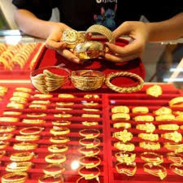انخفاض جديد في سعر الذهب اليوم بمصر.. «عيار 18» ينهار