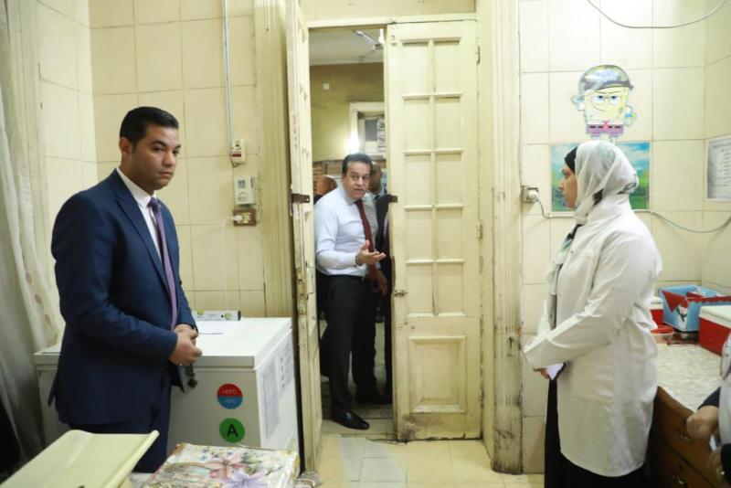 جولة وزير الصحة لمستشفى روض الفرج