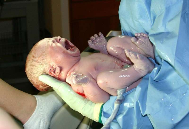 طفل حديث الولادة_مصدر الصورة_جوجل صور