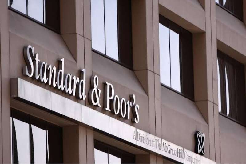 «ستاندرد آند بورز» تتوقع نمو الاقتصاد المصري 4% خلال الثلاثة أعوام المقبلة