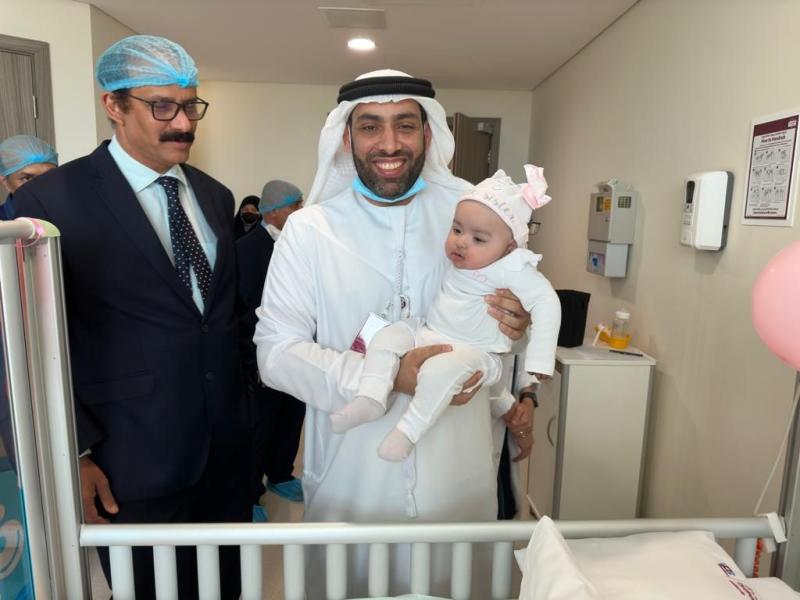 الإمارات: طفلة تتبرع لشقيقتها الرضيعة بنخاع عظم