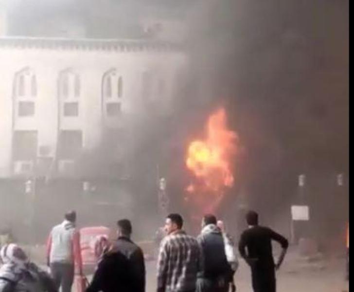 نشوب حريق هائل بمستشفى النور المحمدي بالمطرية.. وأهالي المصابين: ”ربنا يسترها”
