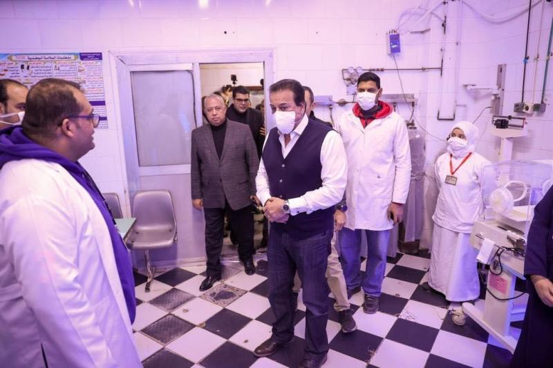 وزير الصحة يوجه بضرورة التنسيق بين مستشفى فاقوس المركزي والطوارىء لتيسير الخدمات