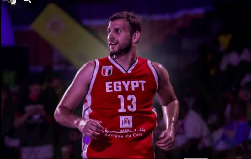 احمد الصباغ لاعب السلة