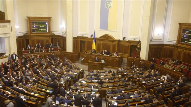 تمديد الأحكام العرفية في أوكرانيا 90 يومًا
