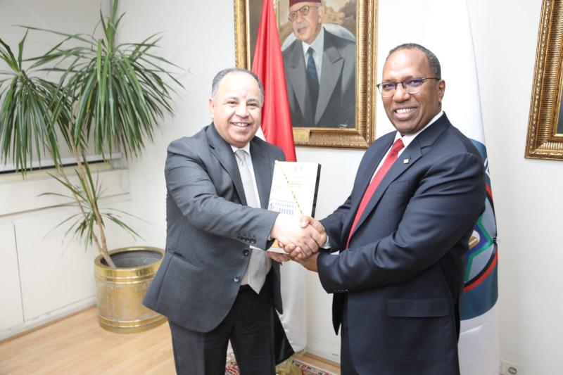 وزير المالية ونظيره الصومالي