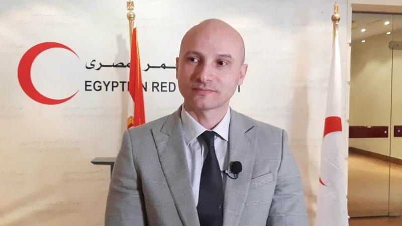 المدير التنفيذي لجمعية الهلال الأحمر المصري-خاصة لطريق