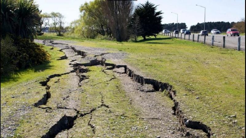 خبير زراعي يكشف لـ«الطريق» تأثير الزلزال على الأراضي الطينية