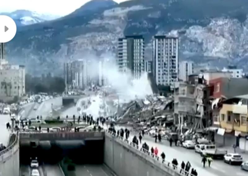 جرحى زلزال تركيا يواجهون خطر متلازمة السحق.. ما القصة؟