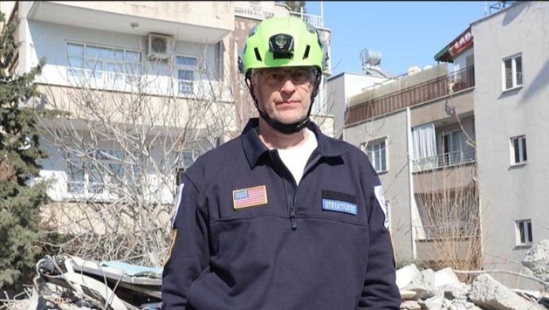 بعد مشاركته في زلزال 1999.. مهندس أمريكي يعود إلى تركيا لتقديم الدعم
