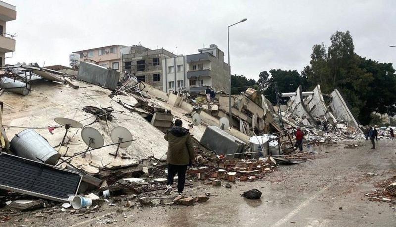 إنقاذ سيدة وطفليها بعد 228 ساعة من زلزال تركيا