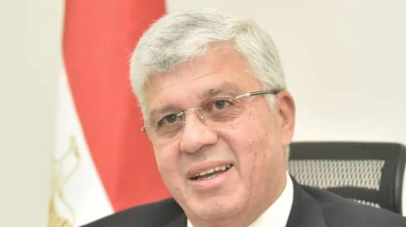 وزير التعليم العالي يصدر قرارًا بإغلاق كيانين وهميين في الإسكندرية