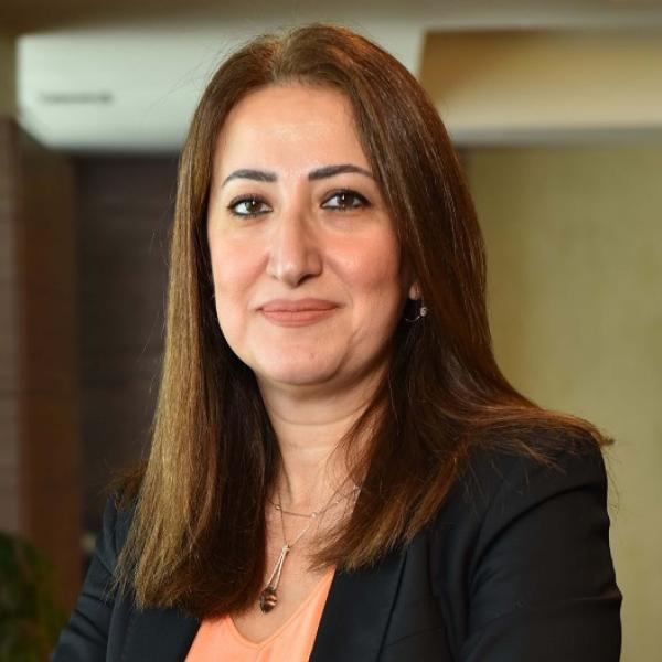 فوربس تختار داليا الباز نائب رئيس البنك الأهلي ضمن أفضل سيدات الأعمال في الشرق الأوسط
