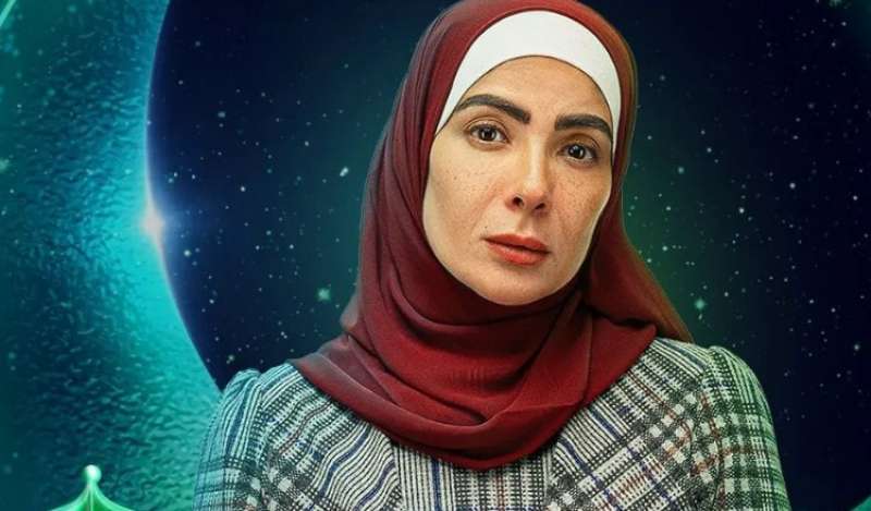 دراما رمضان 2023.. منى زكي بالحجاب في بوستر مسلسل «تحت الوصاية»