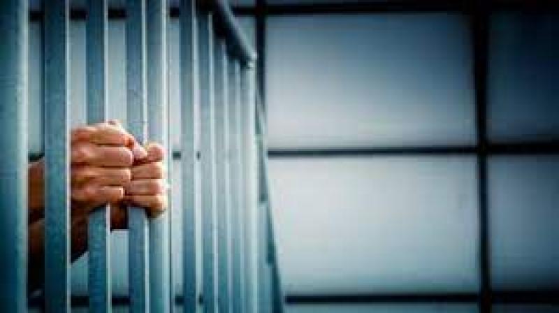 السجن المشدد 15 سنة لـ«بلطجي دمياط» بتهمة بتر يد سيدة والشروع في قتلها
