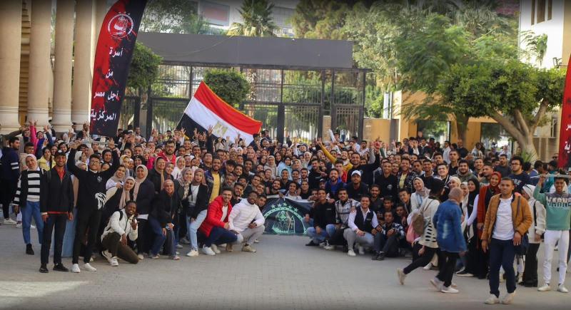 ”بحضور 2500 طالب” طلاب من أجل مصر بجامعة عين شمس ينظمون محاضرة عن فنون التسويق