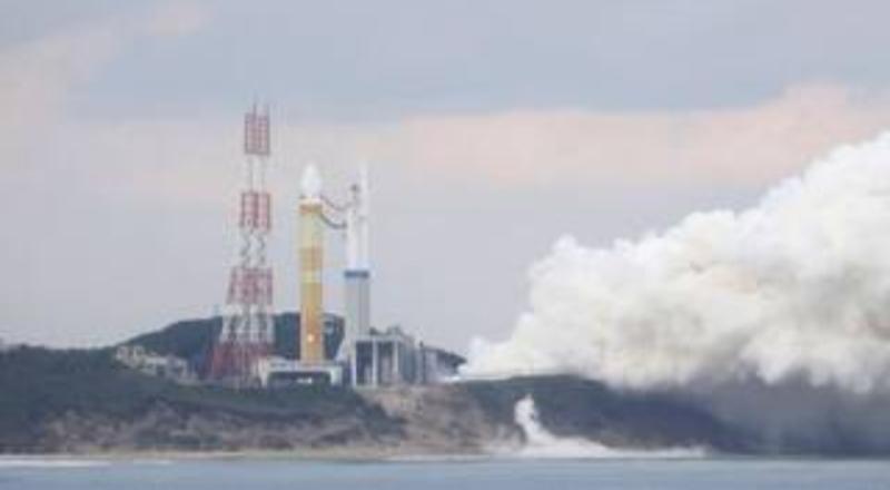 اليابان تفشل في إطلاق صاروخ جديد للفضاء بعد مشكلة بالمحرك 