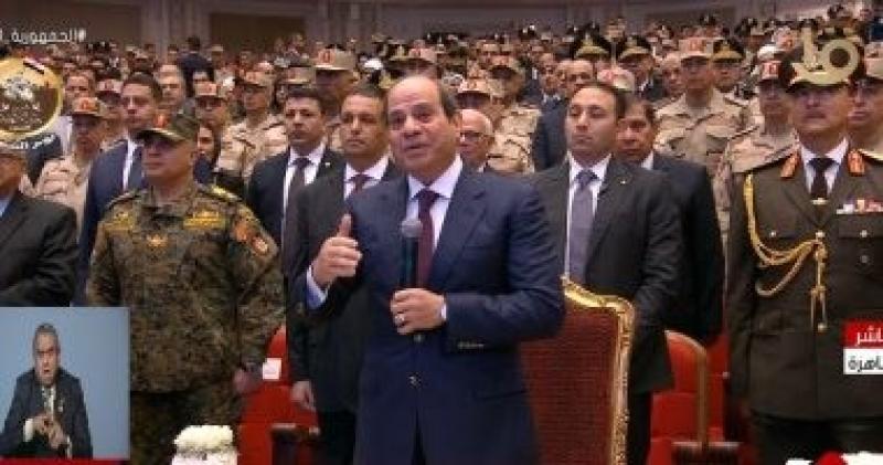الرئيس السيسي يشاهد فيلمًا بعنوان «سيناء ملحمة التضحية والبناء»