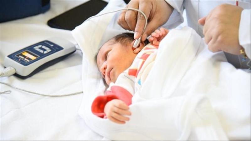 مبادرة الكشف وعلاج ضعف السمع لحديثي الولادة